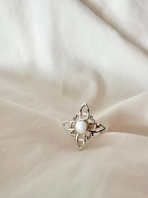 Anillo Nudo De Bruja