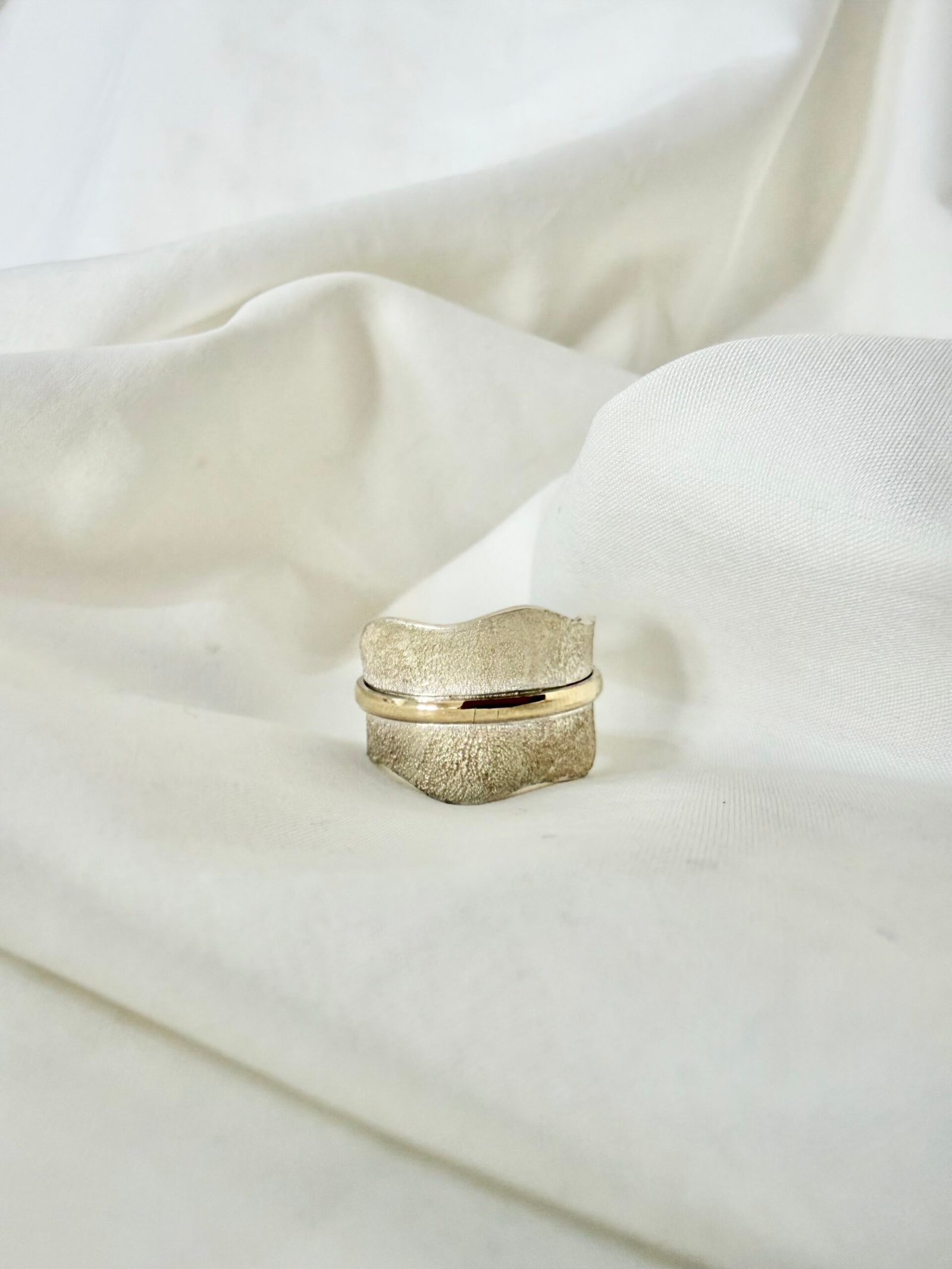 Anillo Recibida con Double de Oro - Imagen 2