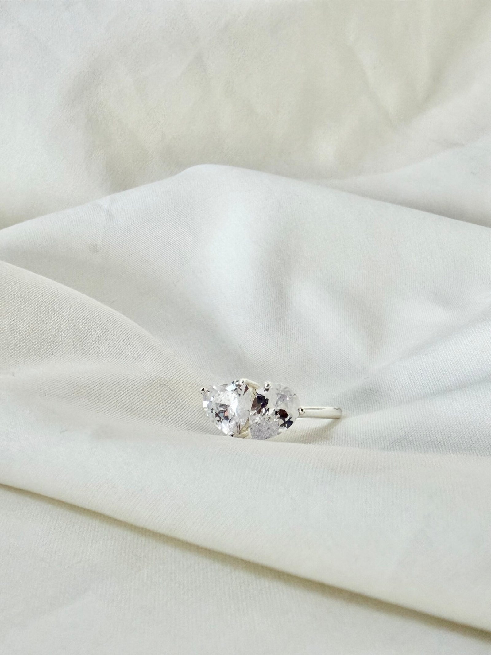 Anillo Circonias Corazon y Gota - Imagen 2