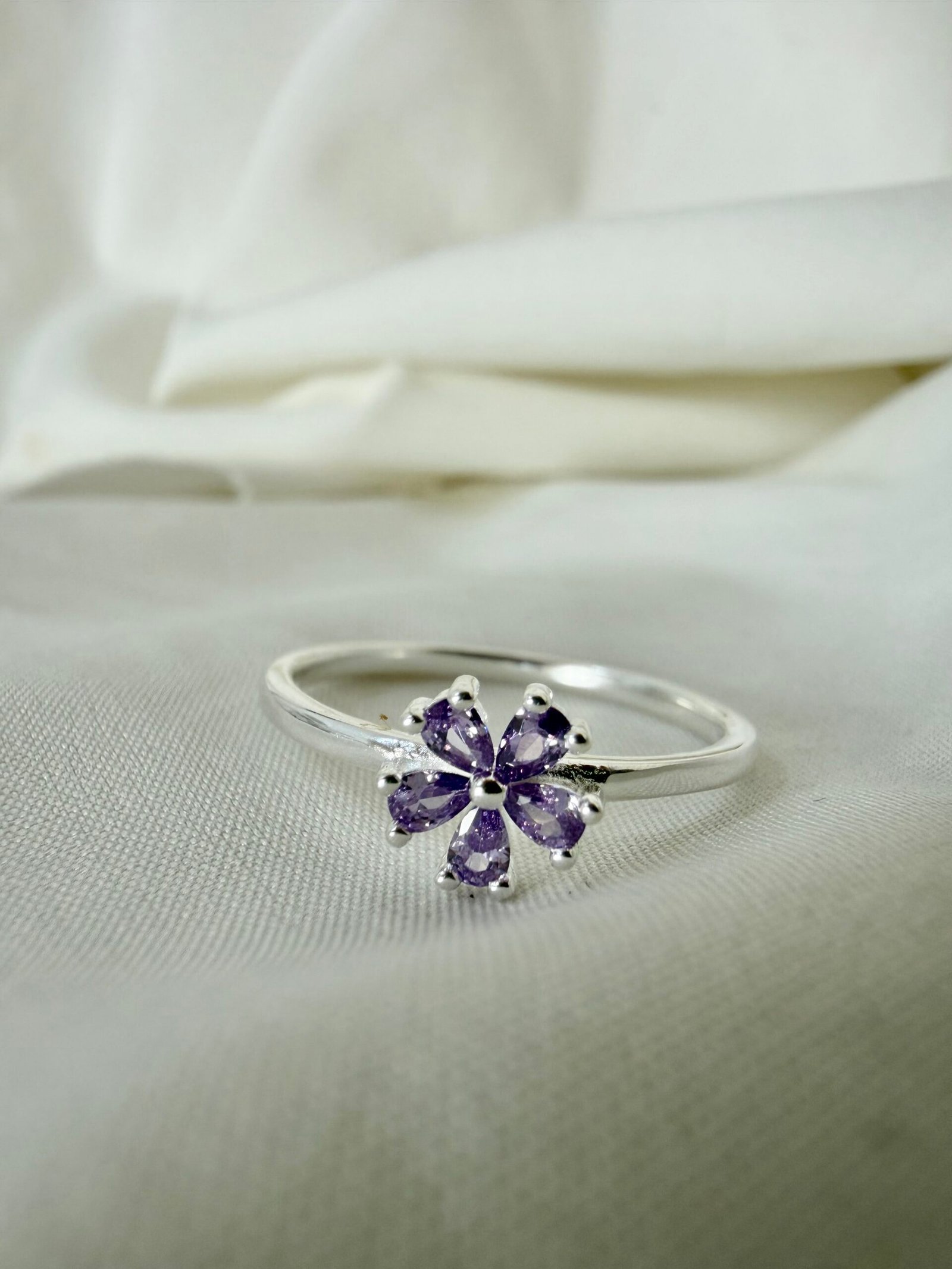 Anillo Flor Violeta - Imagen 2